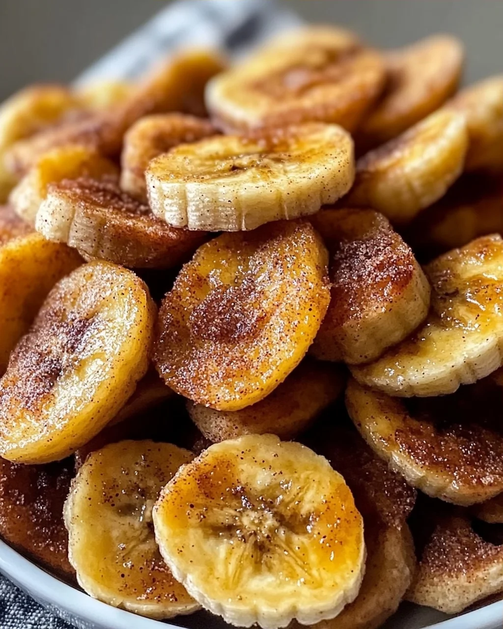 Knusprige Airfryer Zimt Bananenchips